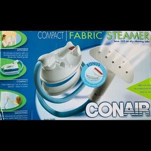 Conair Compact Fabric Steamer 1200 Watts New in box Model GS5BK Never used